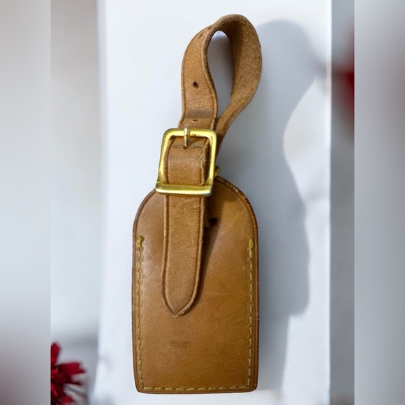 Louis Vuitton Authentic Leather Brown Luggage Tag Adjustable Belt Style Loop - Picture 2 of 2